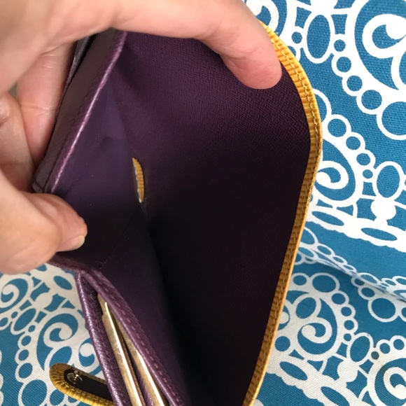 💥2/$250💥 Authentic Louis Vuitton Monogram Canvas Kiss Lock Bi Fold Wallet - Picture 13 of 14